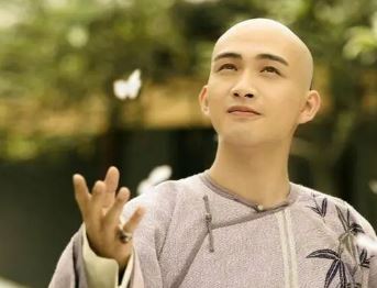 《减字木兰花·相逢不语》的作者是谁？又该如何鉴赏呢？